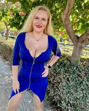 Dolly Fox