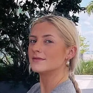 Deanna Horvath / deannamarie.fitness