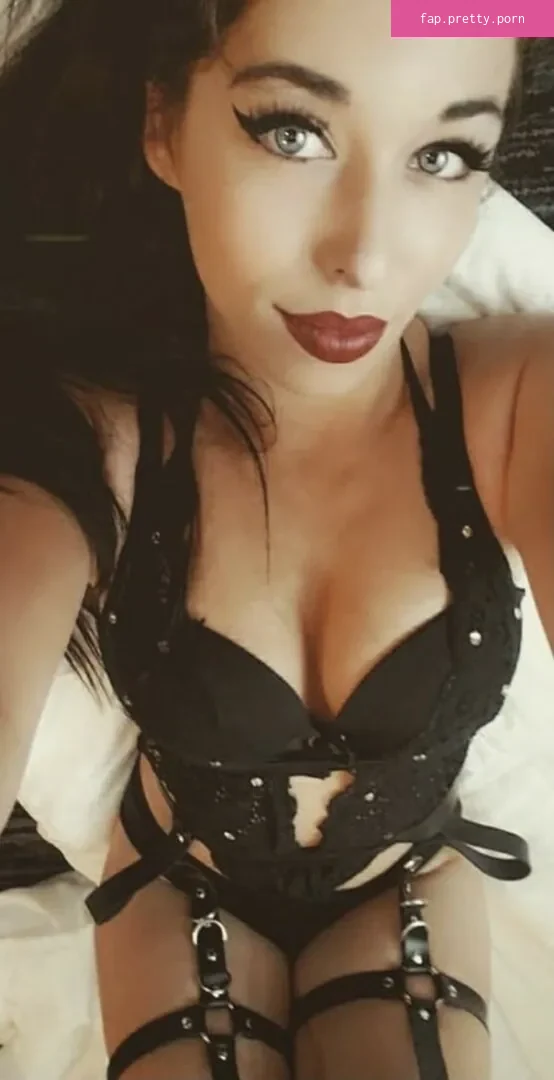 Din0kitten - Photo #01