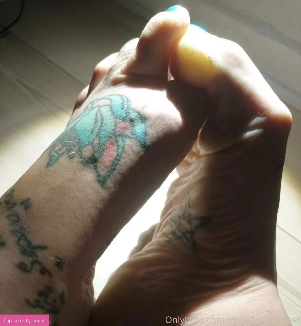 ditteslegsandfeet - Photo #52