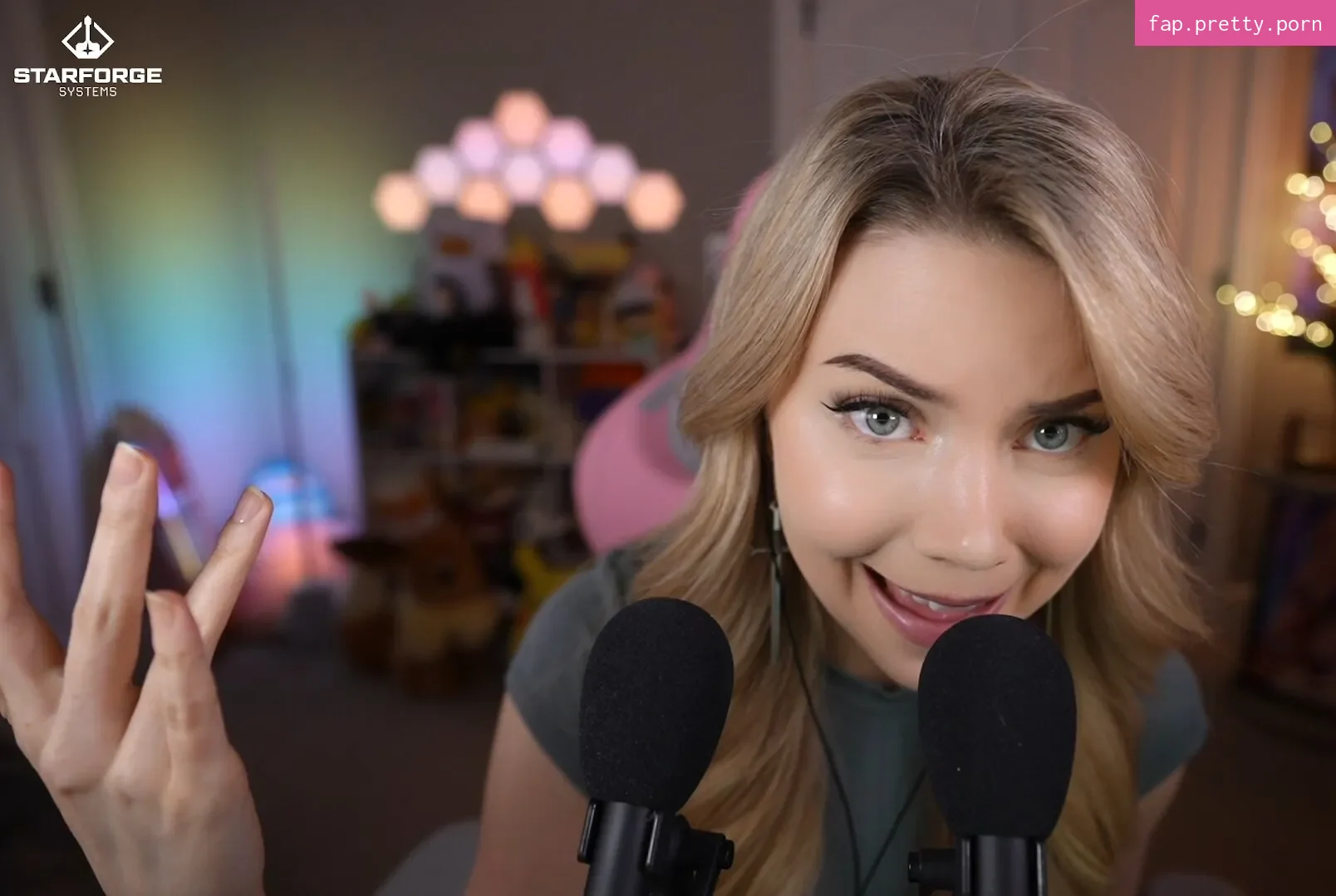 Dizzykitten - Photo #43