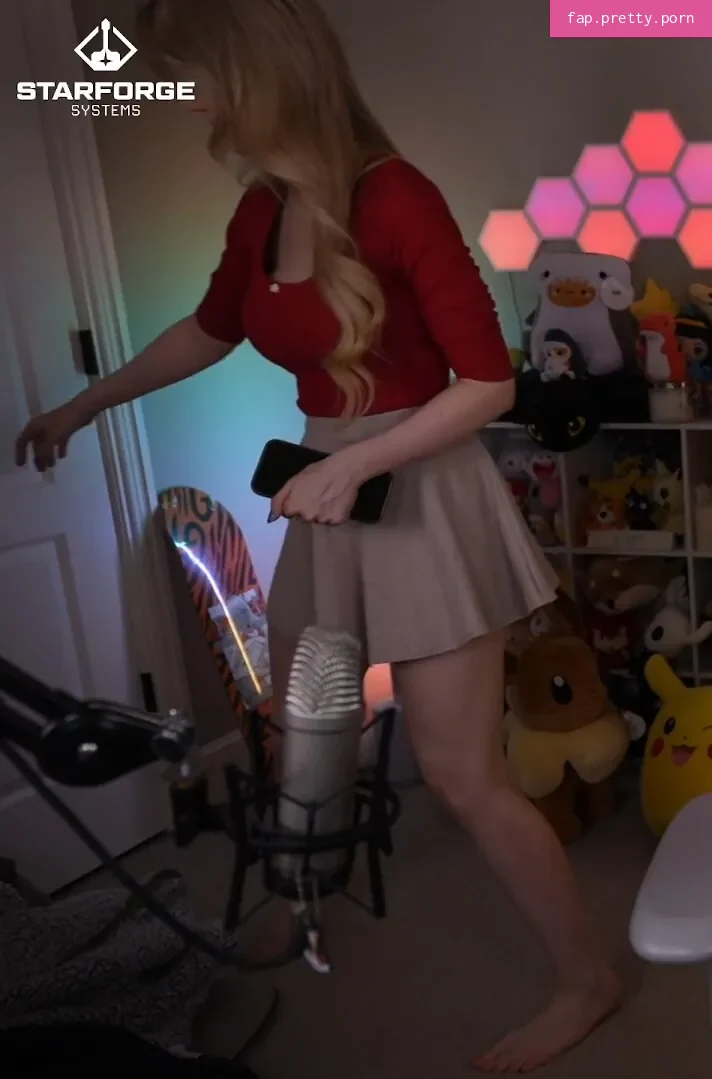 Dizzykitten - Photo #10