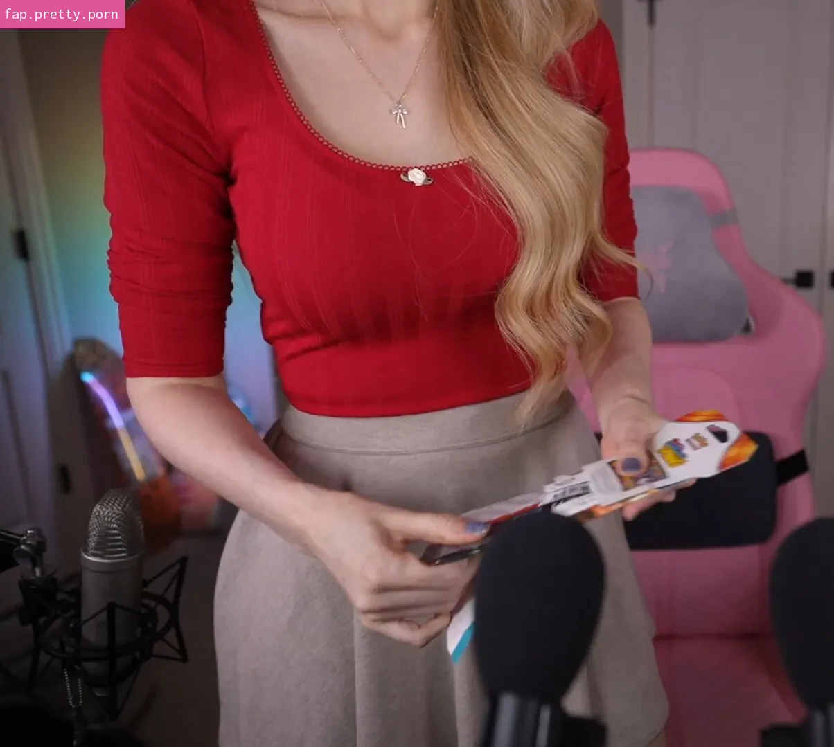 Dizzykitten - Photo #17
