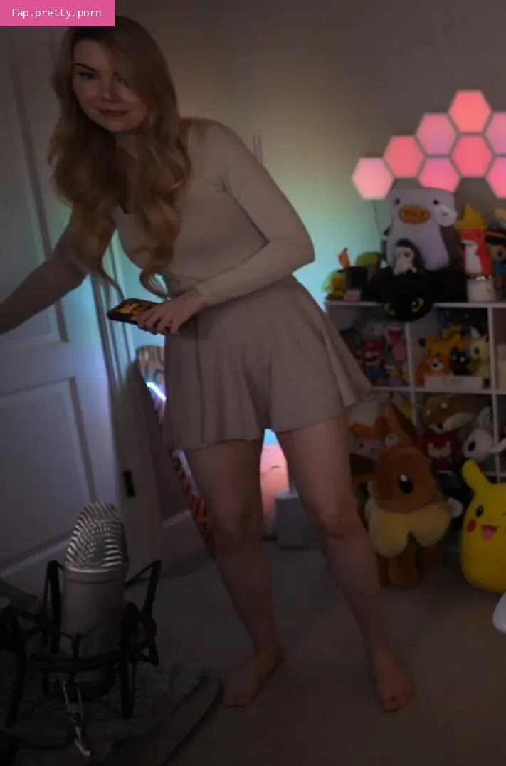 Dizzykitten - Photo #19