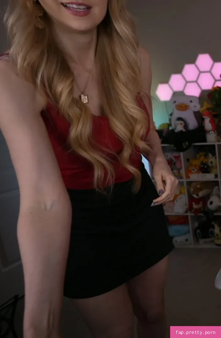 Dizzykitten - Photo #17