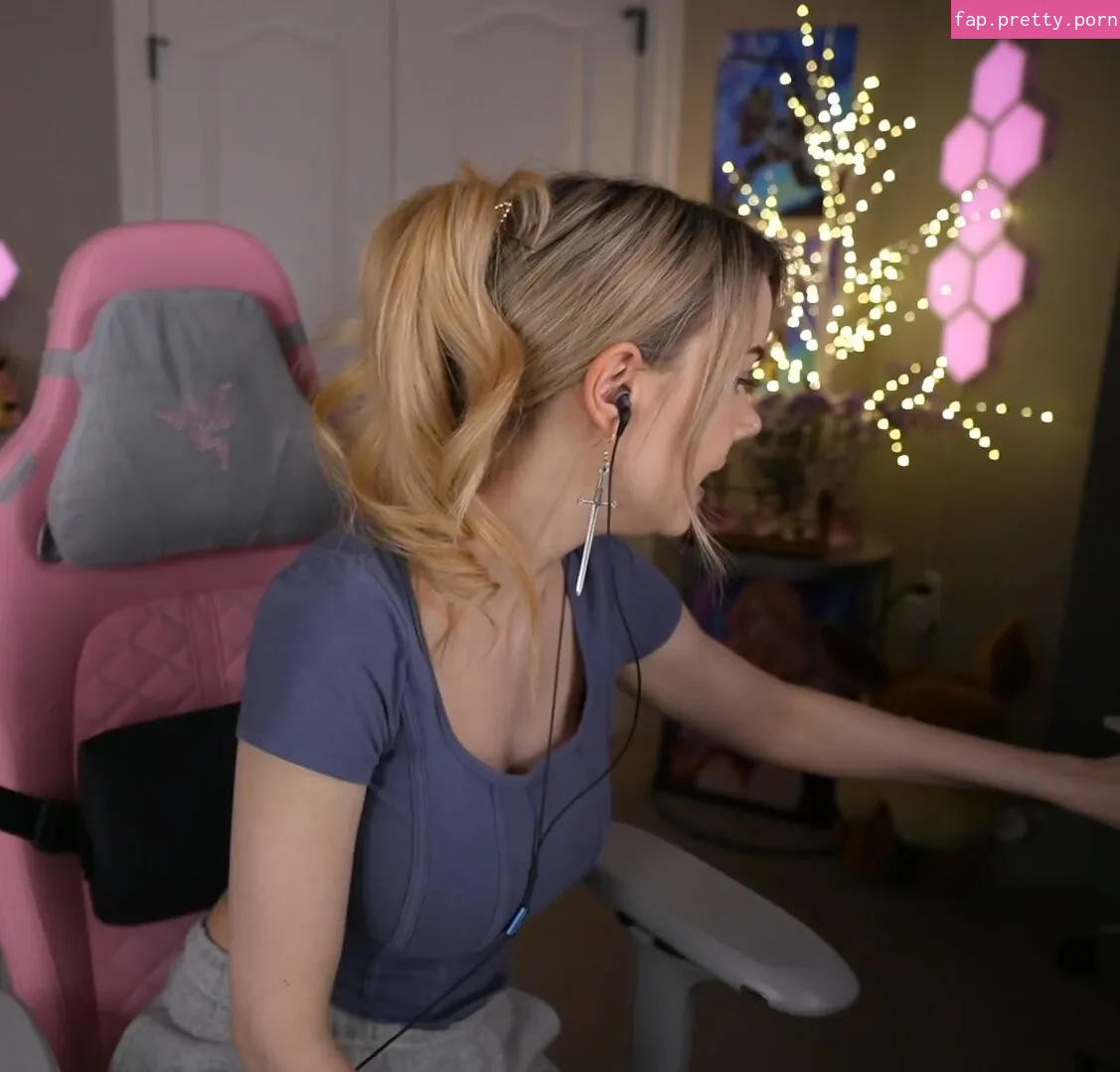 Dizzykitten - Photo #71
