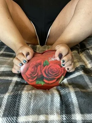 dizzykittenpaws