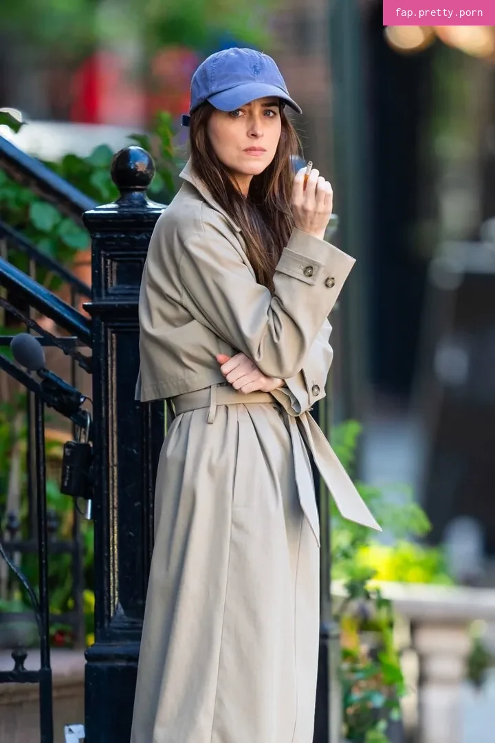 Dakota Johnson - Photo #25