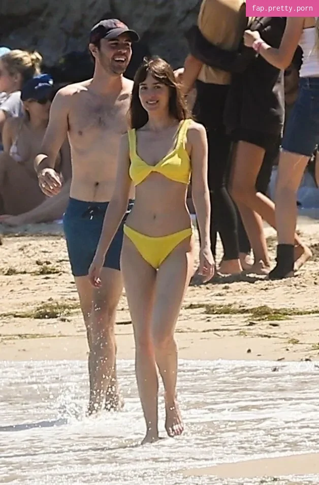 Dakota Johnson - Photo #40
