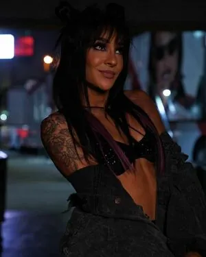 Dakota Kai