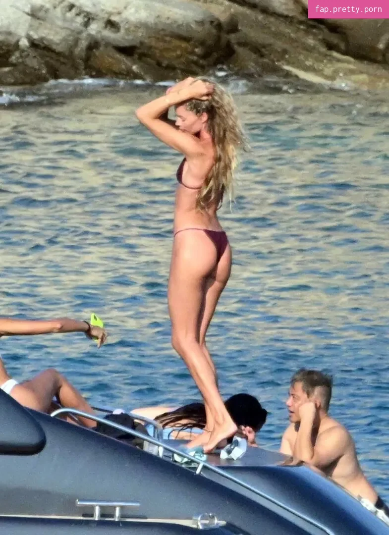 Doutzen Kroes - Photo #86