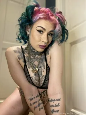 dee_louisexx