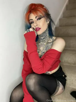 dee_louisexx