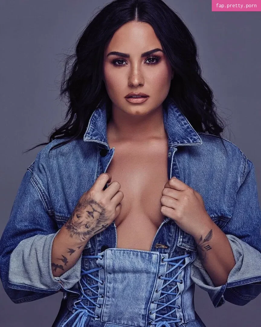 Demi Lovato - Photo #38