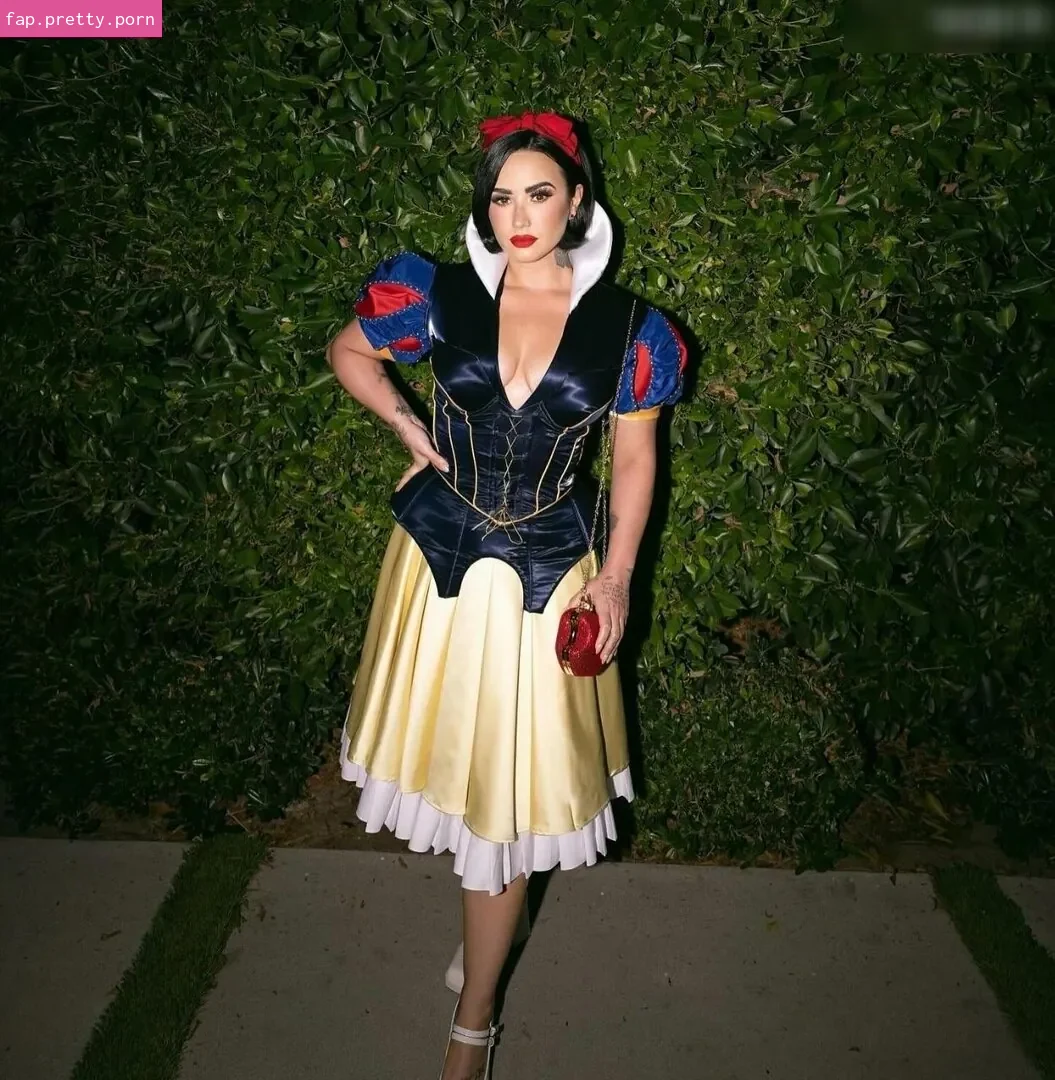 Demi Lovato - Photo #29