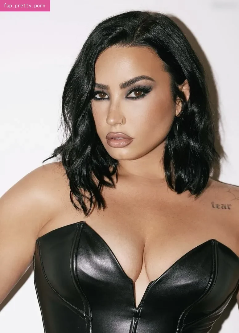 Demi Lovato - Photo #85