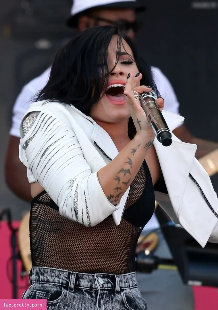 Demi Lovato - Photo #49