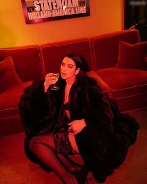 Dua Lipa