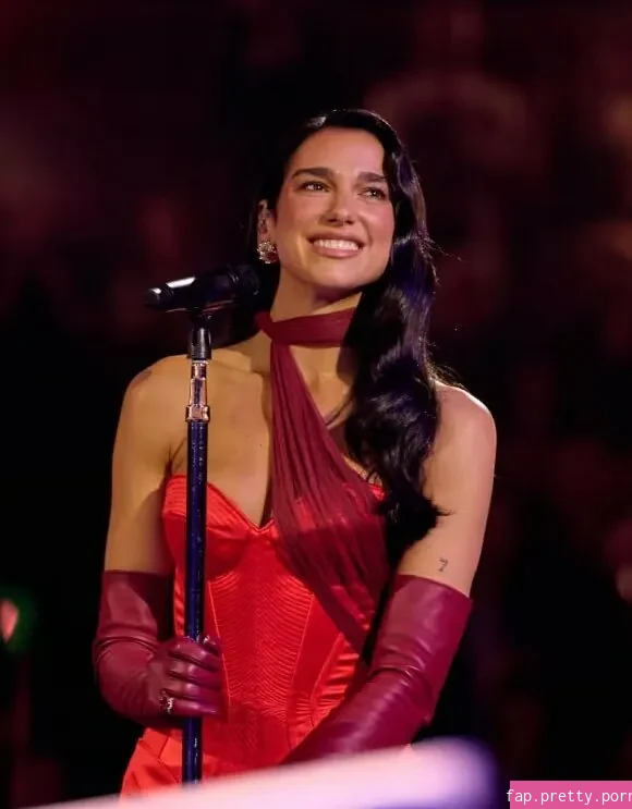 Dua Lipa - Photo #18