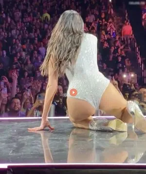 Dua Lipa