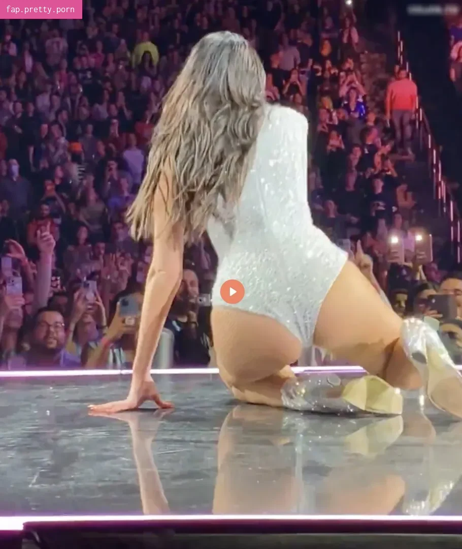 Dua Lipa - Photo #05
