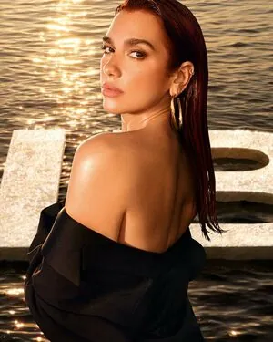Dua Lipa