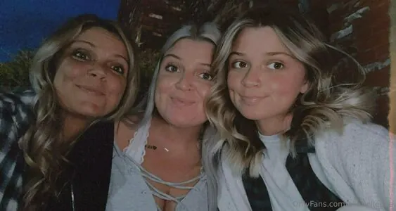 Daughter_Mother