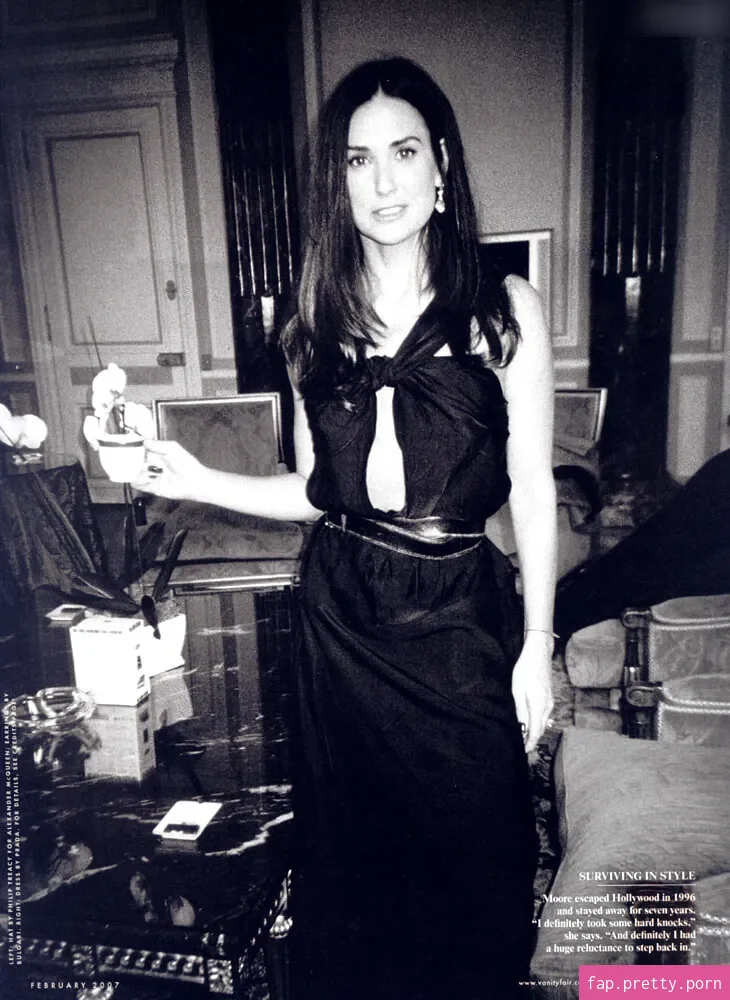 Demi Moore - Photo #09