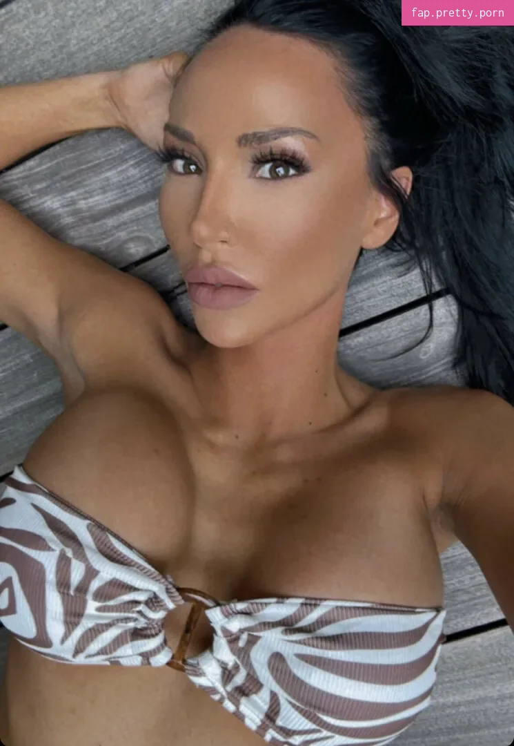 Denae Nickelle - Photo #09