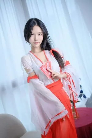 Dou Niang_li Shi 抖娘-利世