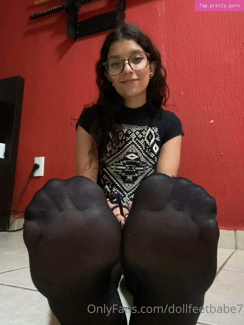 dollfeetbabe7 - Photo #06