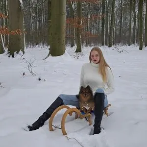 dorfblondie