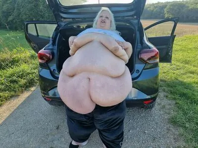 doughbellygirl