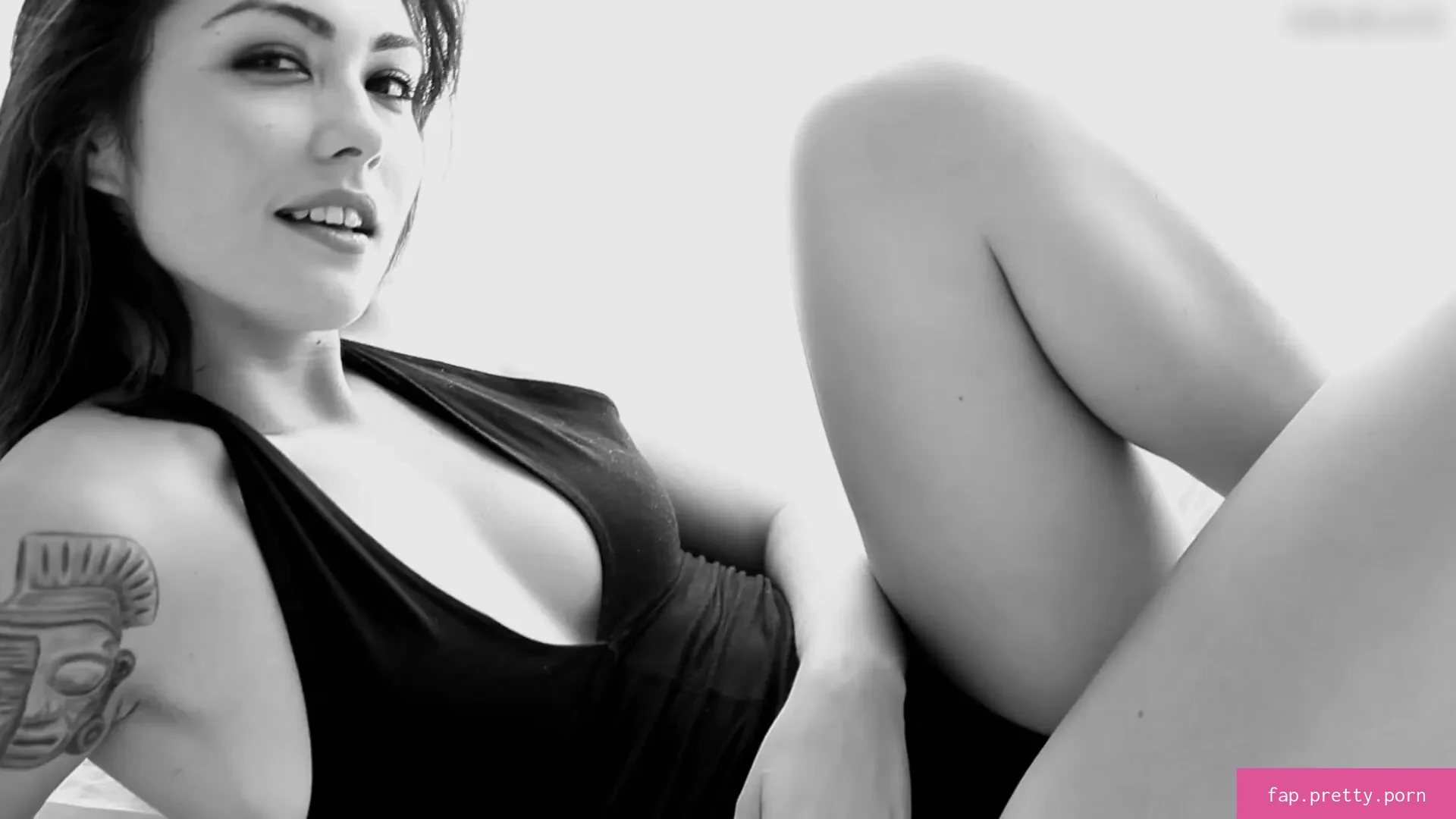 Daniella Pineda - Photo #71