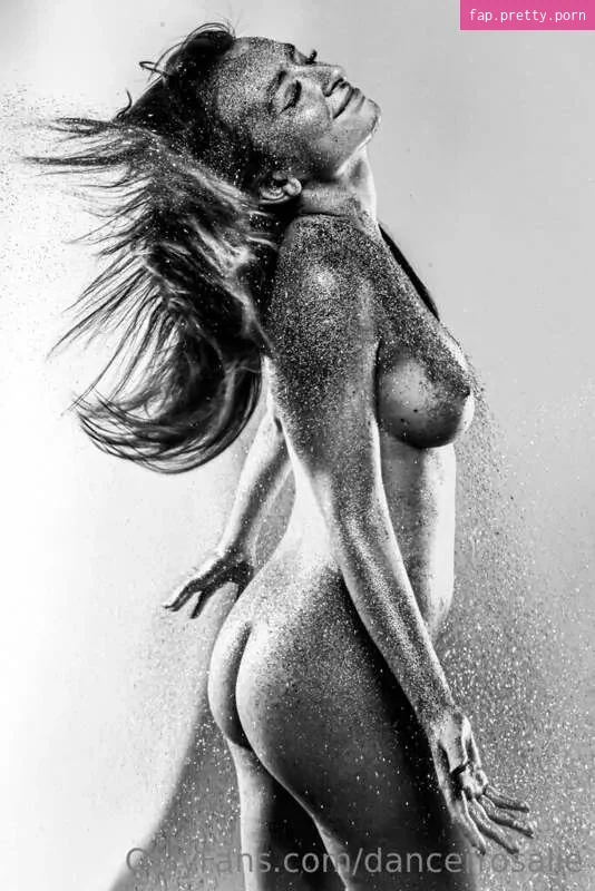 Dancer Rosalie - Photo #11