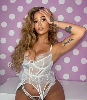 Dominyka Rae