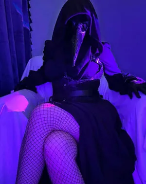 Dr. Ravensong