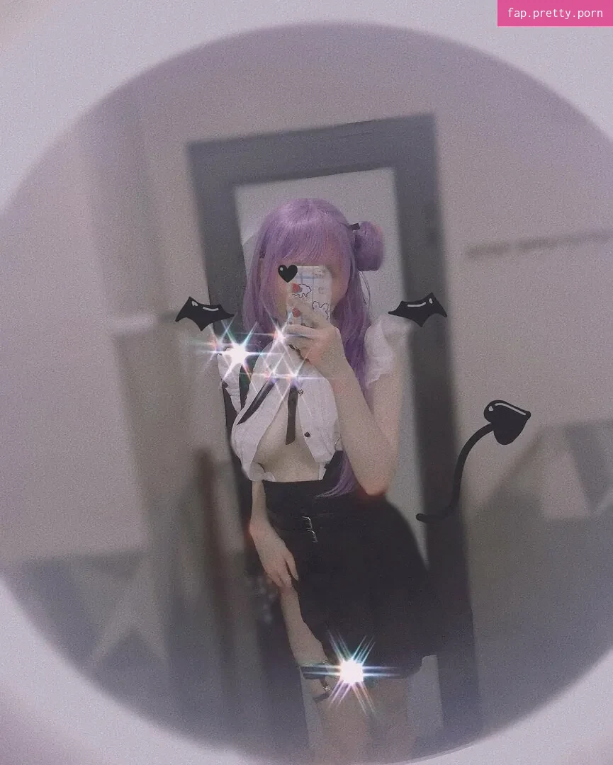 DreamlikeUwU - Photo #17