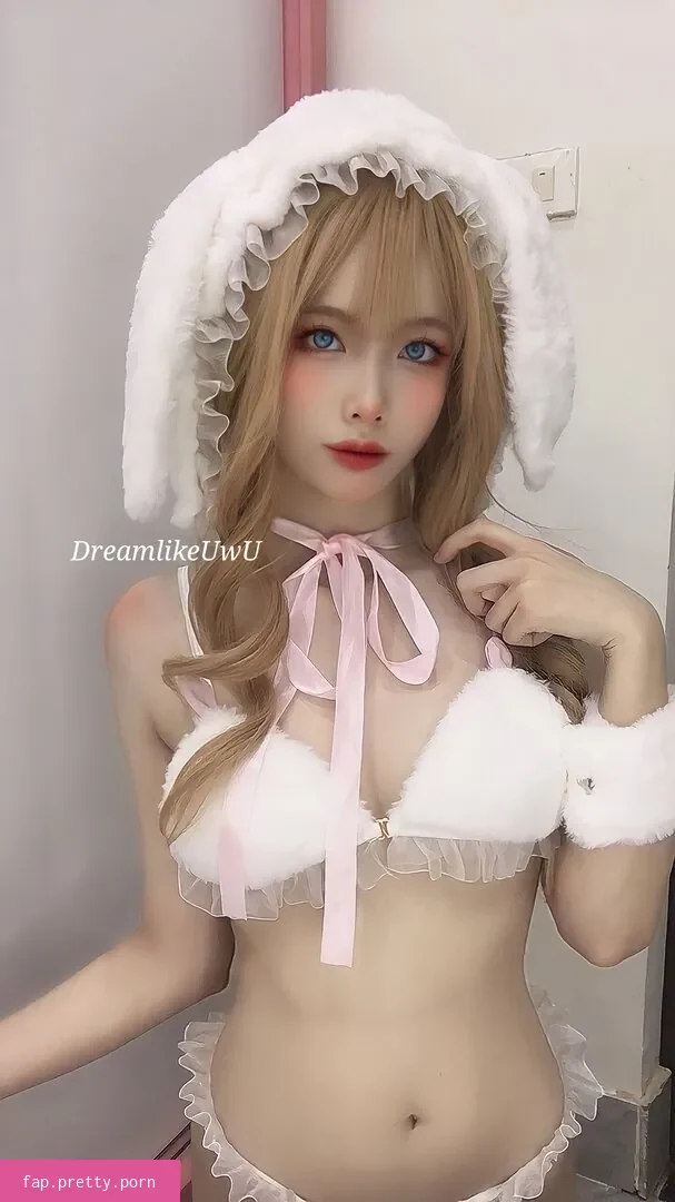 DreamlikeUwU - Photo #29