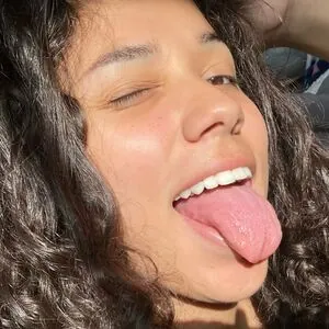 Desiree Sinns