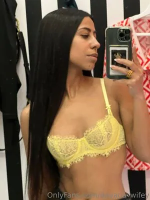 dayana_wifey