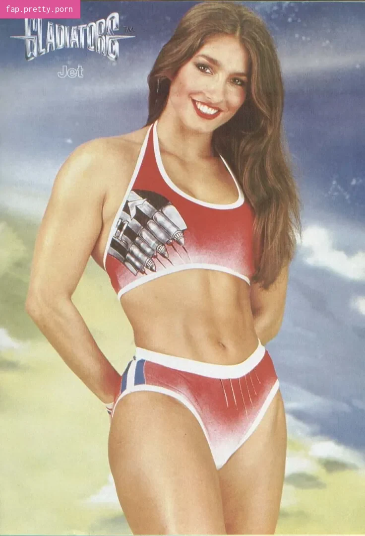 Diane Youdale - Photo #11