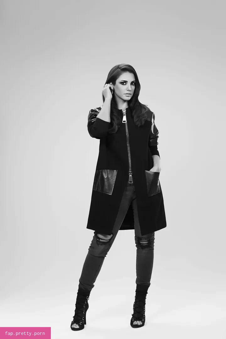 Dorra Zarrouk - Photo #07