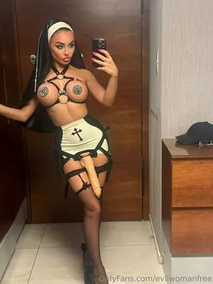 evilwomanfree