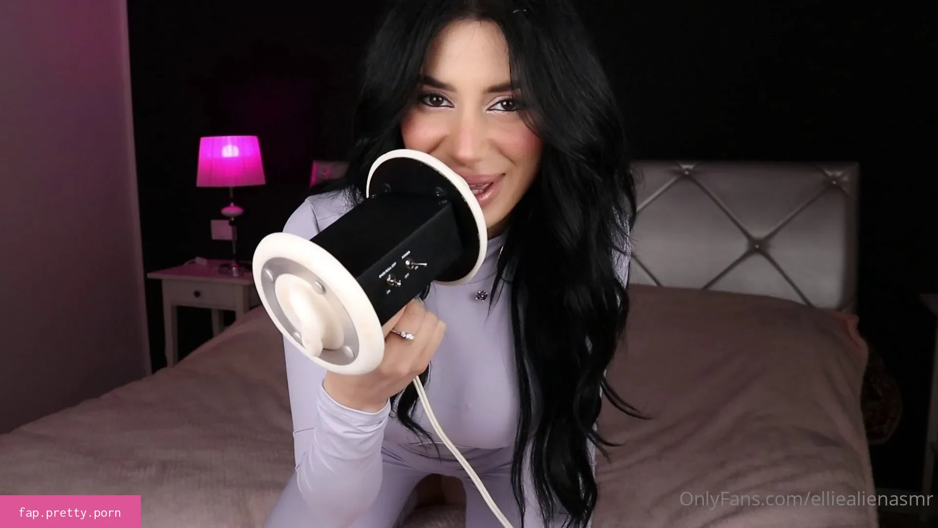 Ellie Alien ASMR - Photo #09