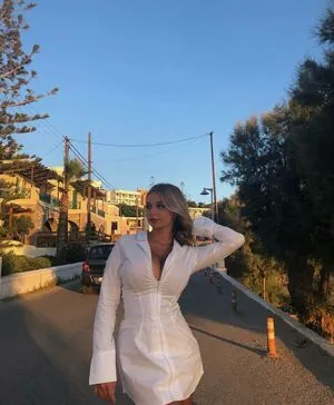 Elly Anne