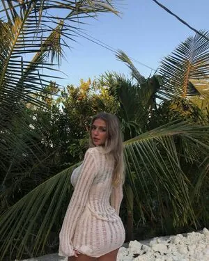 Elly Anne