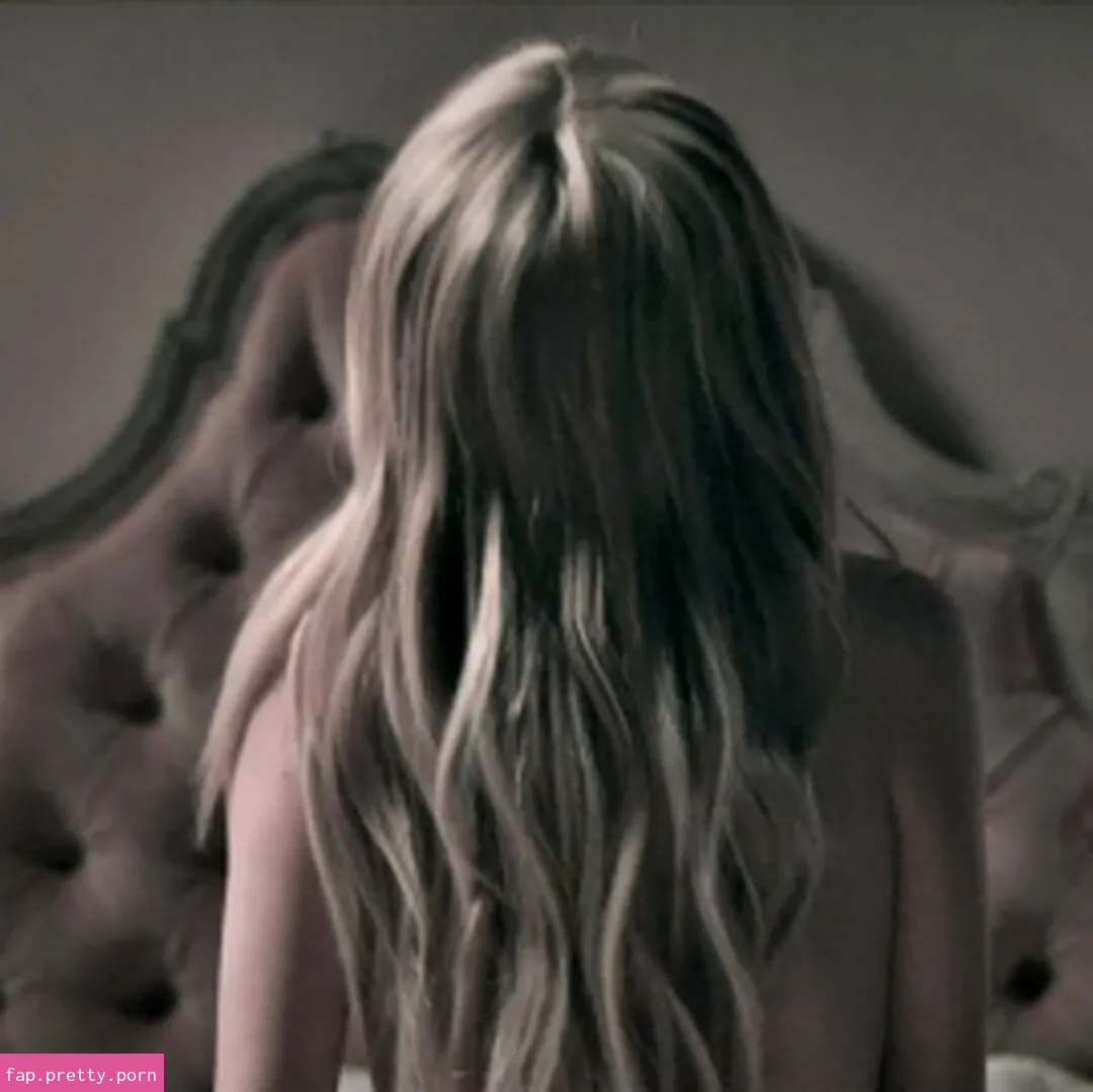Emily Alyn Lind - Photo #08
