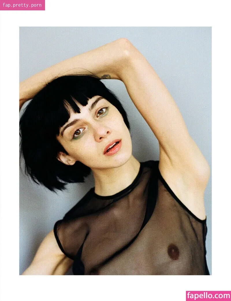 Emma Appleton - Photo #21