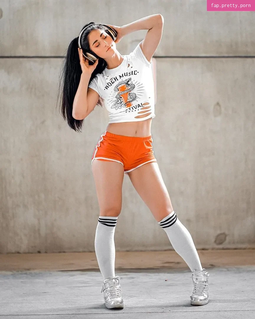 Erika Atomika - Photo #02